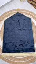 Carica l'immagine nel visualizzatore della galleria, Tappeto da preghiera,  cupola, preghiera
