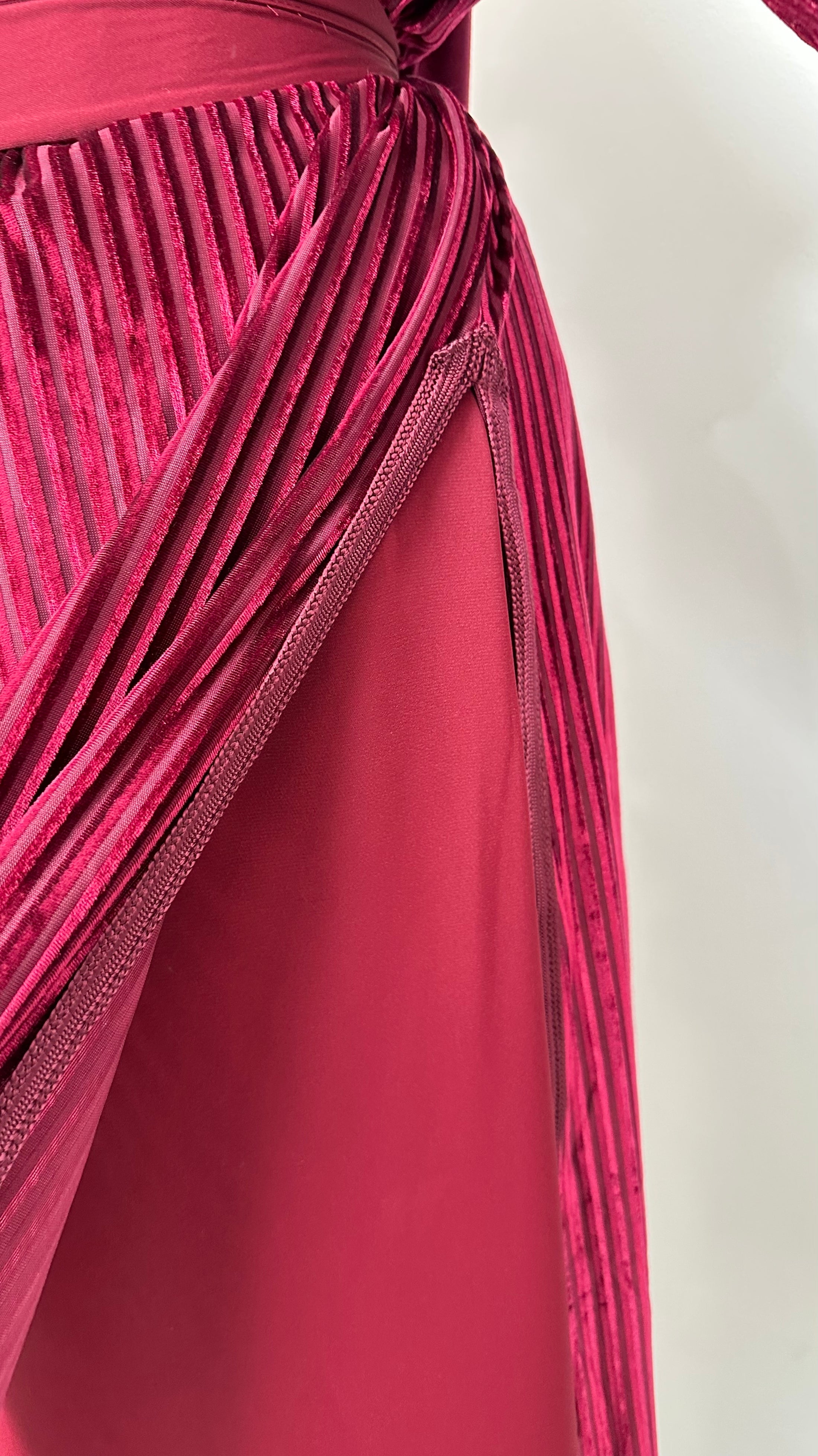 Velvet Royal Caftan - Hijab Paradise 