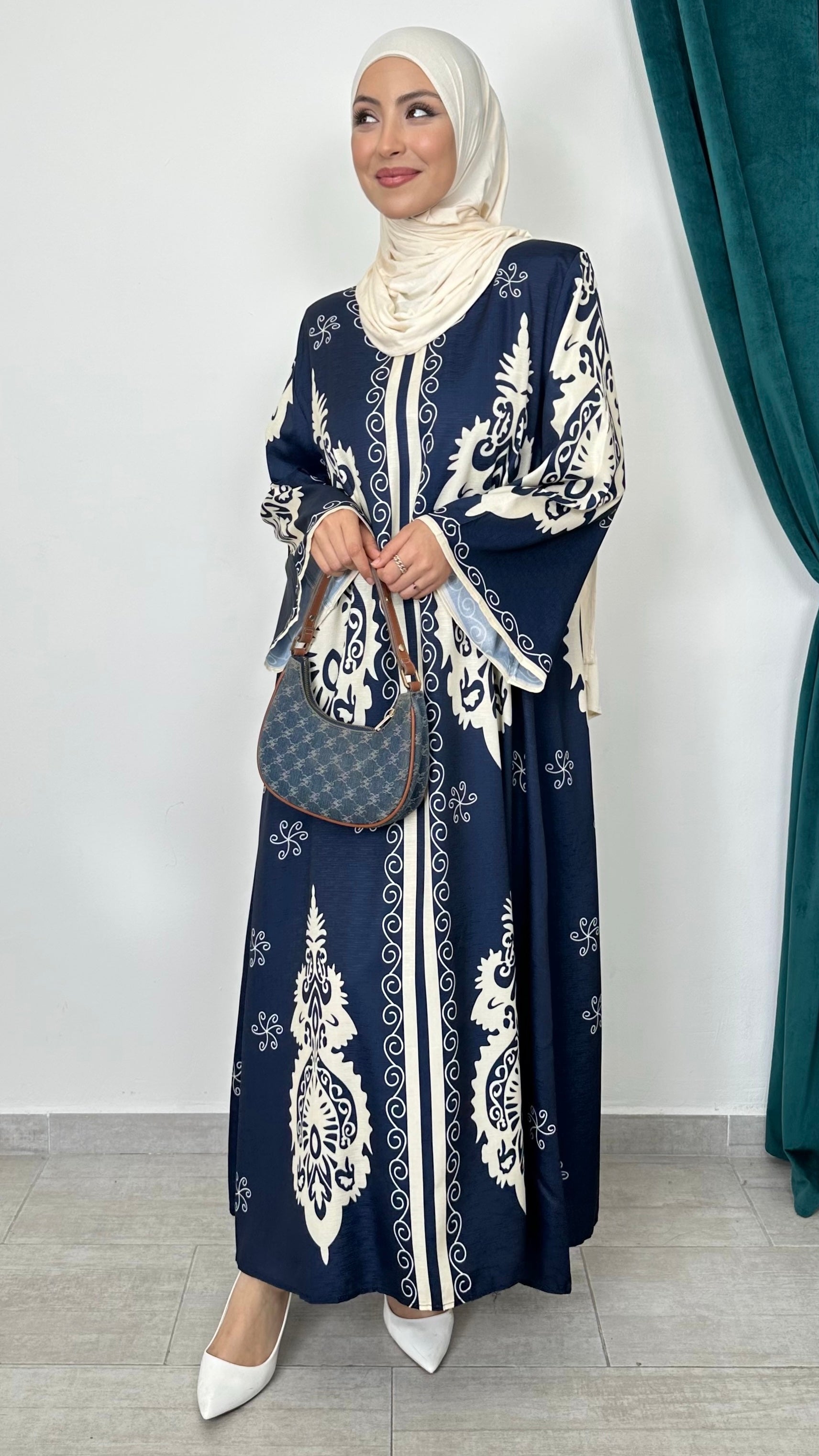 Arabesque Abaya Blu Notte - Hijab Paradise 