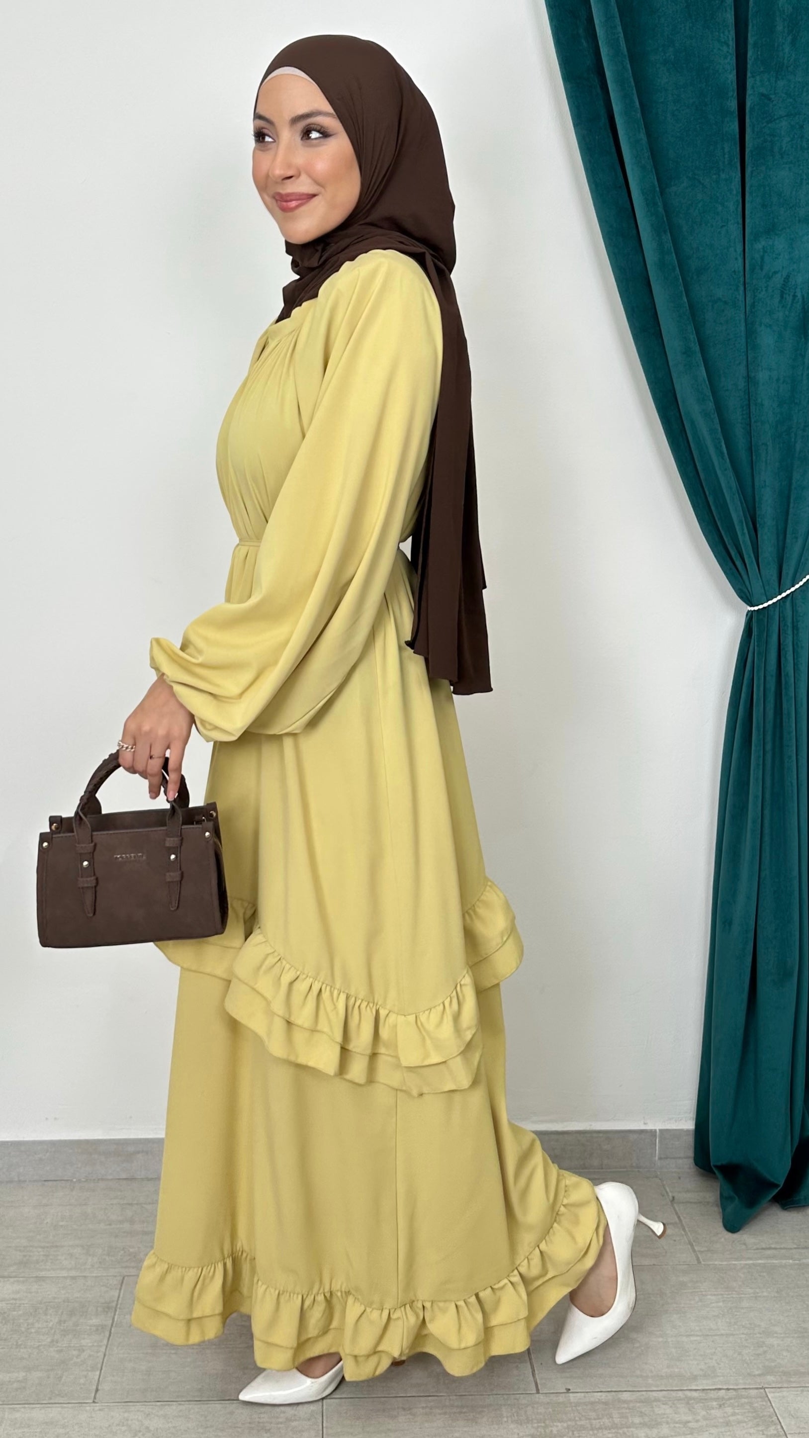 Ruffle Flow Dress Soft Pistacchio - Hijab Paradise 