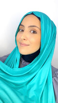 Bild in Galerie-Betrachter laden, Hijab Jersey acqua acceso
