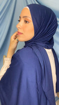 Carica l'immagine nel visualizzatore della galleria, Hijab Jersey Blu Scuro-orlo flatlock
