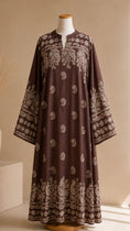 Carica l'immagine nel visualizzatore della galleria, Abaya Bohème Flow Marrone
