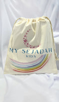 Load image into Gallery viewer, Tappeto da colorare per bambini , pennarelli per tessuti,bag , Hijab Paradise 
