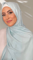 Cargar la imagen en la vista de la galería, Hijab PREMIUM CHIFFON Verde acqua chiaro
