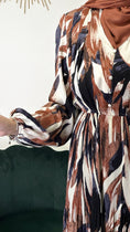 Bild in Galerie-Betrachter laden, Vestito marble mattone, vestito lungo, largo, dettagli colorati, Hijab Paradise
