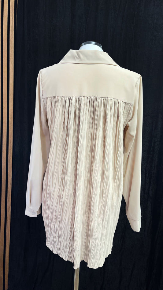 Pleated shirt