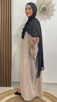 Load image into Gallery viewer, Farasha clip, vestito lungo, abaya, maniche a farfalla,tacchi neri, Hijab Paradise
