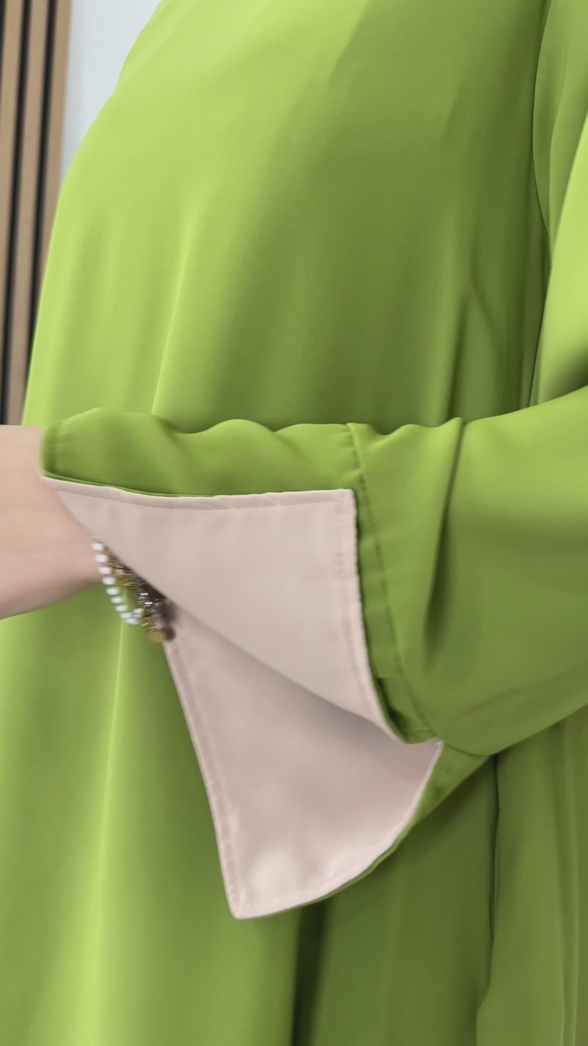 Abaya bicolour  verde avocado, maniche ripiegate,tasche, abito da Preghiera, donna musulmana, Hijab