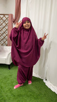 Carica l'immagine nel visualizzatore della galleria, Preghiera, bambine, abito da preghiera, due pezzi, vinaccio, hijab paradise
