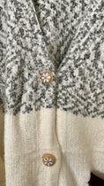 Carica l'immagine nel visualizzatore della galleria, Cardigan Star Cozy Knit
