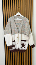 Carica l'immagine nel visualizzatore della galleria, Cardigan Star Cozy Knit
