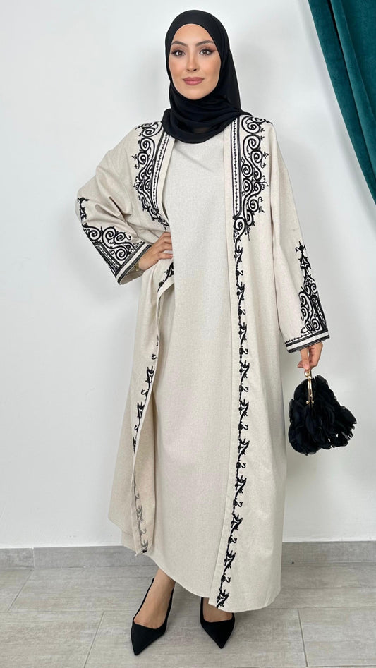 Abaya beige due pezzi ricamata