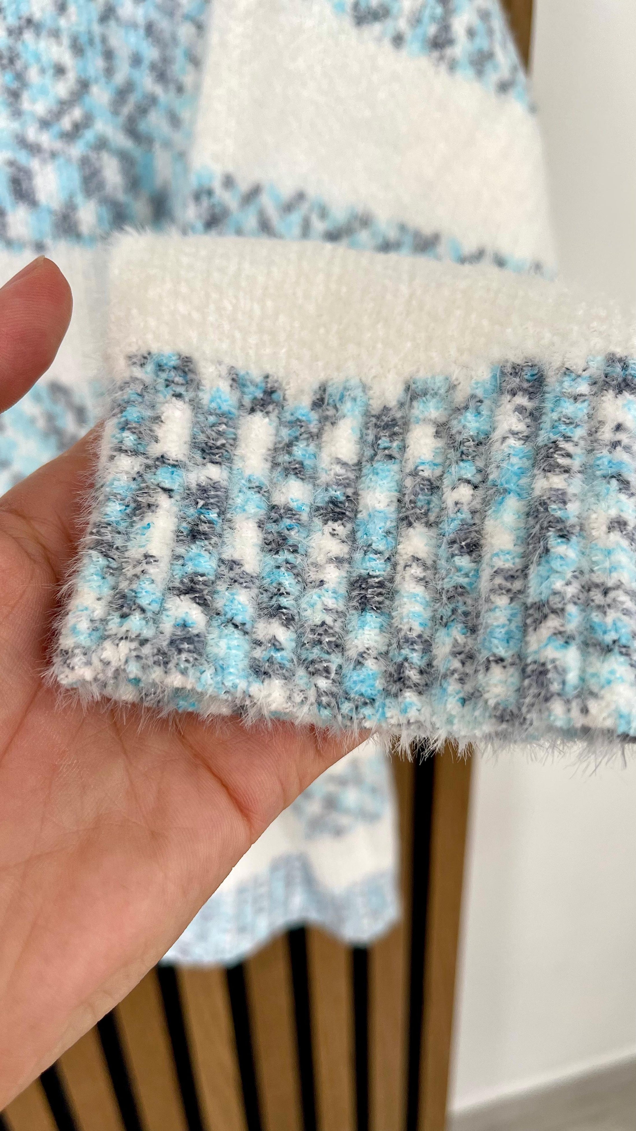 Maglione “Cozy Stripes Knit”