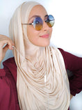 Load image into Gallery viewer, Hijab speciale cuffie o occhiali - Hijab Paradise Hijab, chador, velo, turbante, foulard, copricapo, musulmano, islamico, sciarpa, 
