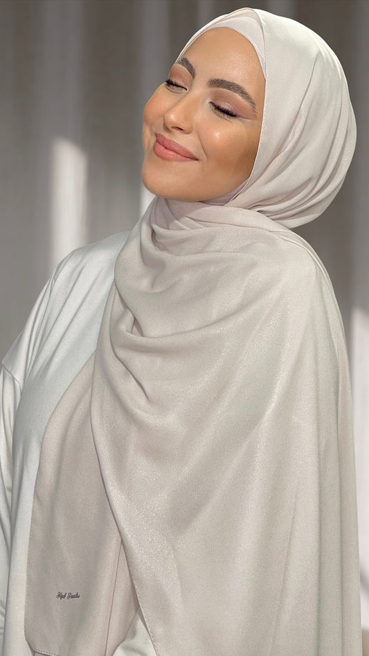 Hijab Glowy Crepe Beige Chiaro