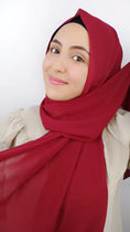 Cargar la imagen en la vista de la galería, Hijab Chiffon Crepe rosso - Hijab Paradise 
