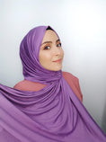 Carica l'immagine nel visualizzatore della galleria, Hijab Jersey violetto pastello
