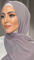 Charger l'image dans la visionneuse de la galerie, Hijab, chador, velo, turbante, foulard, copricapo, musulmano, islamico, sciarpa, Hijab Glowy Crepe Grigio
