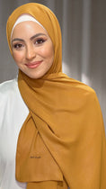 Load image into Gallery viewer, Hijab, chador, velo, turbante, foulard, copricapo, musulmano, islamico, sciarpa, Hijab Glowy Crepe Senape
