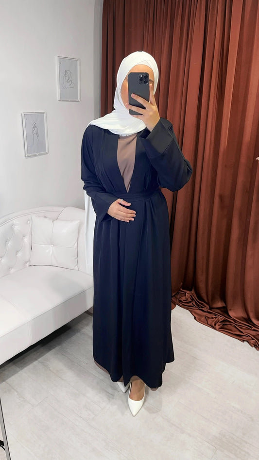 Kimono, aperto, tinta unita, Hijab Paradise, cintura in vita, maniche larghe, vestito islamico, vestito modest, nero, hijab bianco, tacchi bianchi