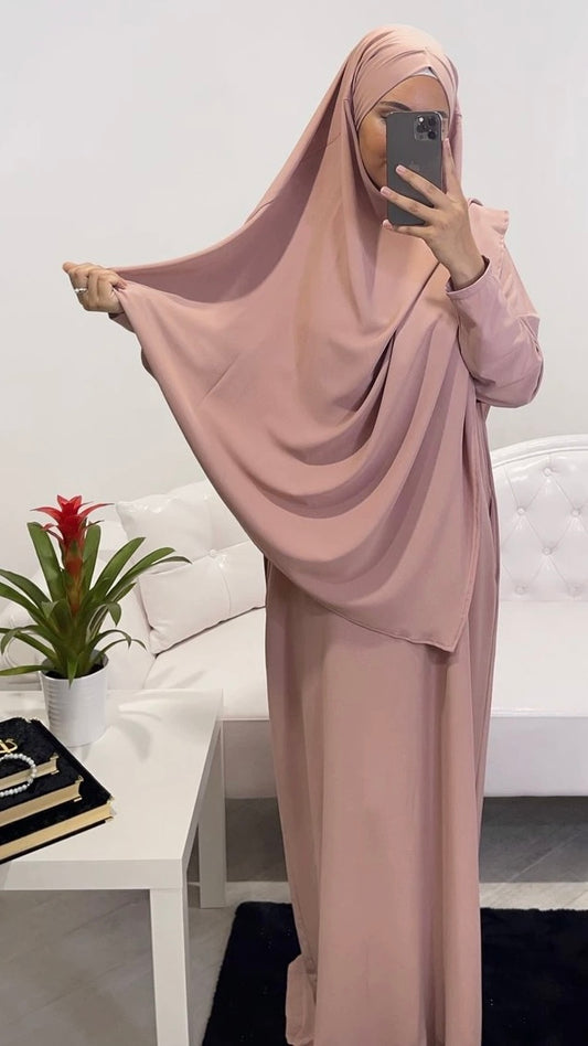 Abito preghiera, donna islamica, cuffia bianche, sorriso, vestito lungo, velo khimar, copricapo, jilbab , rosa, Hijab Paradise