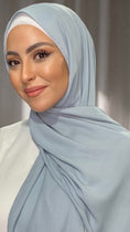 Charger l'image dans la visionneuse de la galerie, Hijab, chador, velo, turbante, foulard, copricapo, musulmano, islamico, sciarpa, Hijab Glowy Crepe Celeste Chiaro
