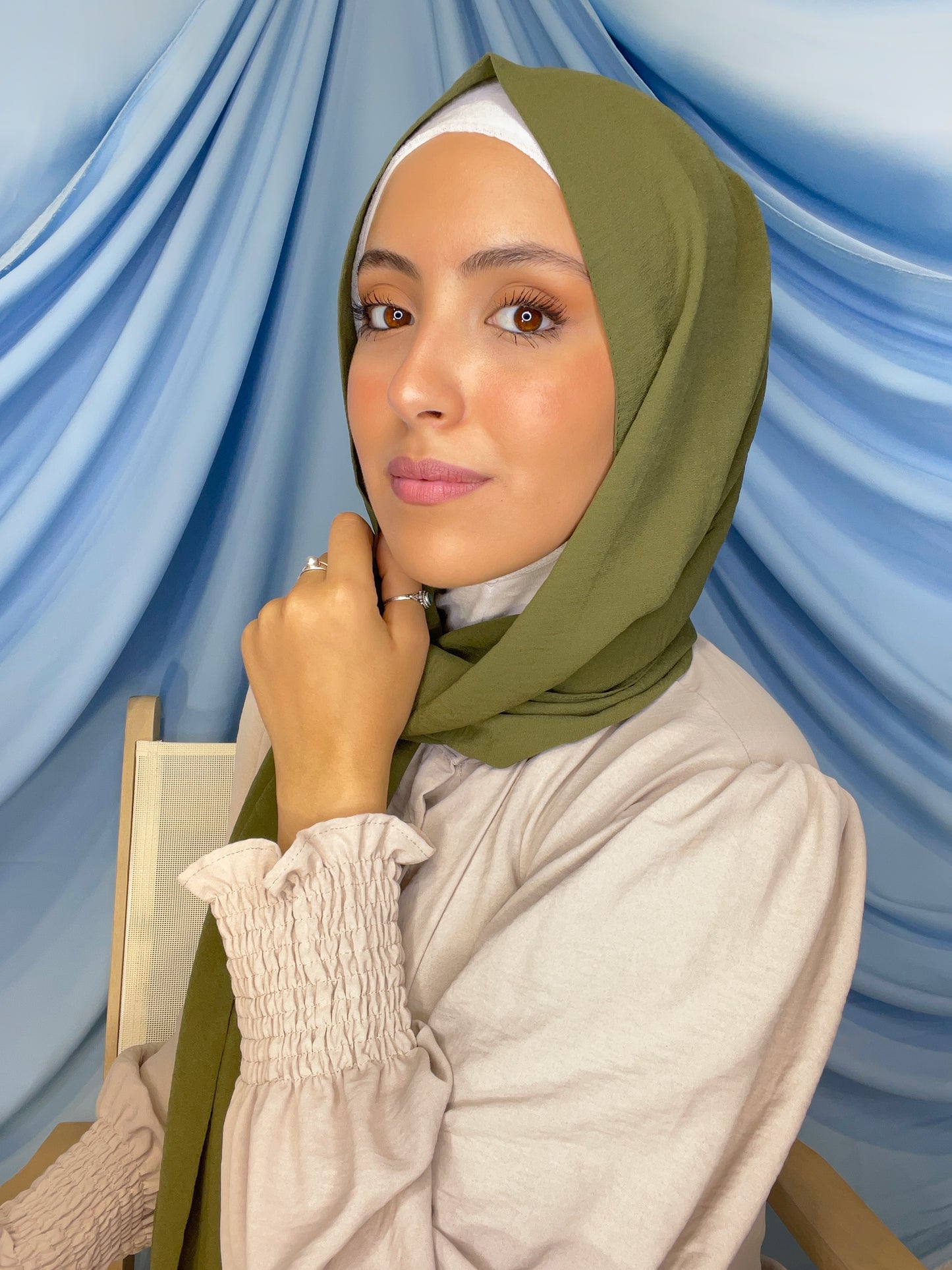 Hijab crinckle crepe verde militare