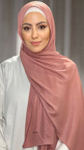 Load image into Gallery viewer, Hijab, chador, velo, turbante, foulard, copricapo, musulmano, islamico, sciarpa, Hijab Glowy Crepe Rosa Nude
