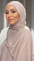 Cargar la imagen en la vista de la galería, Hijab, chador, velo, turbante, foulard, copricapo, musulmano, islamico, sciarpa, Hijab Glowy Crepe Rosa Cipria
