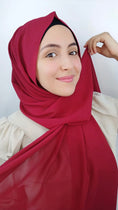 Carica l'immagine nel visualizzatore della galleria, Hijab Chiffon Crepe rosso - Hijab Paradise 
