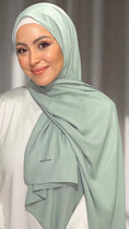 Load image into Gallery viewer, Hijab, chador, velo, turbante, foulard, copricapo, musulmano, islamico, sciarpa, Hijab Glowy Crepe Verde Acqua
